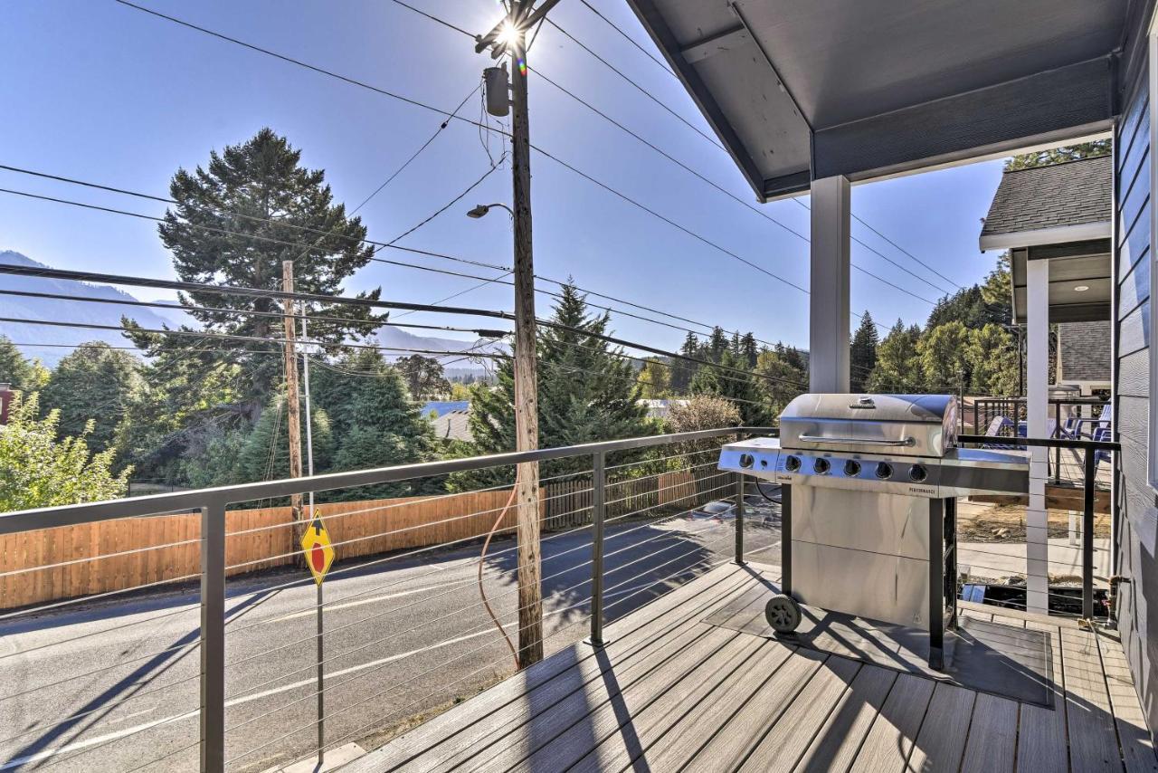 Stunning Stevenson Retreat With Mountain Views! Villa Eksteriør billede