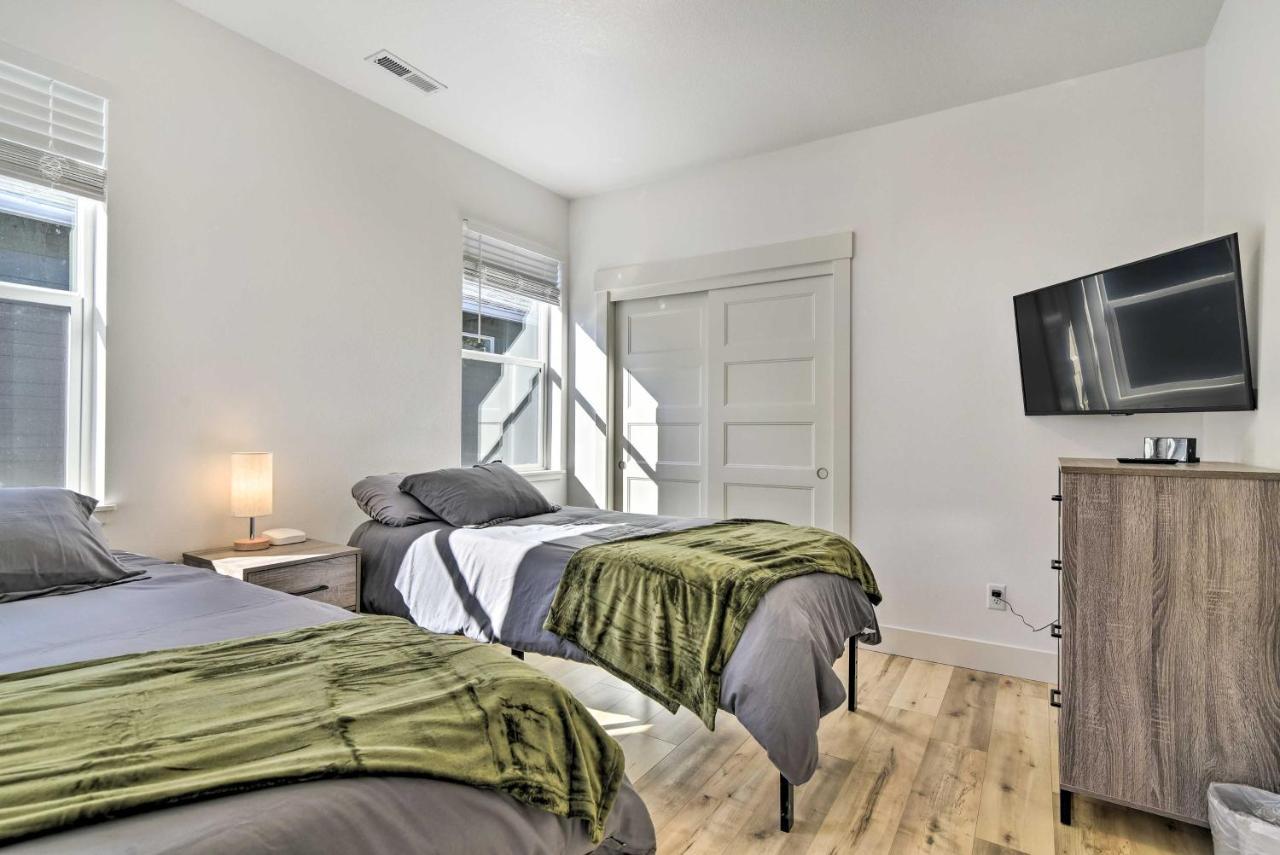 Stunning Stevenson Retreat With Mountain Views! Villa Eksteriør billede